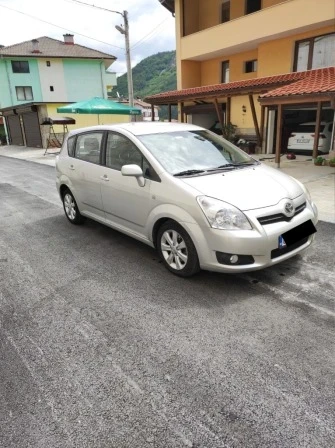 Toyota Corolla verso 2.2 D4D 136 facelift, снимка 1 - Автомобили и джипове - 47554684