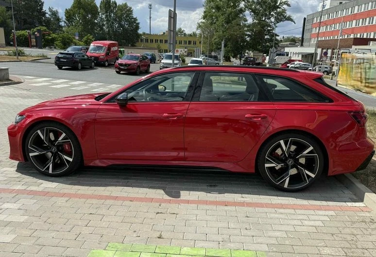Audi Rs6 4.0TFSI Quattro - изображение 3