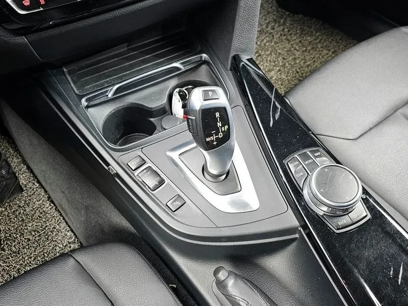 BMW 320 d - изображение 9