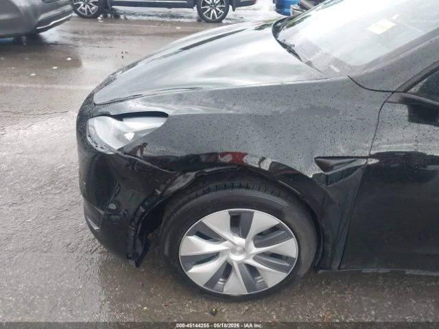 Tesla Model Y LONG RANGE* DUAL MOTOR* КОЖА* ПОДГРЕВ* ПАНОРАМА* , снимка 16 - Автомобили и джипове - 55433965