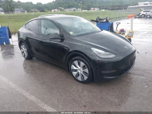 Tesla Model Y LONG RANGE* DUAL MOTOR* КОЖА* ПОДГРЕВ* ПАНОРАМА* 