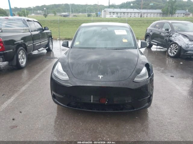 Tesla Model Y LONG RANGE* DUAL MOTOR* КОЖА* ПОДГРЕВ* ПАНОРАМА* , снимка 10 - Автомобили и джипове - 55433965