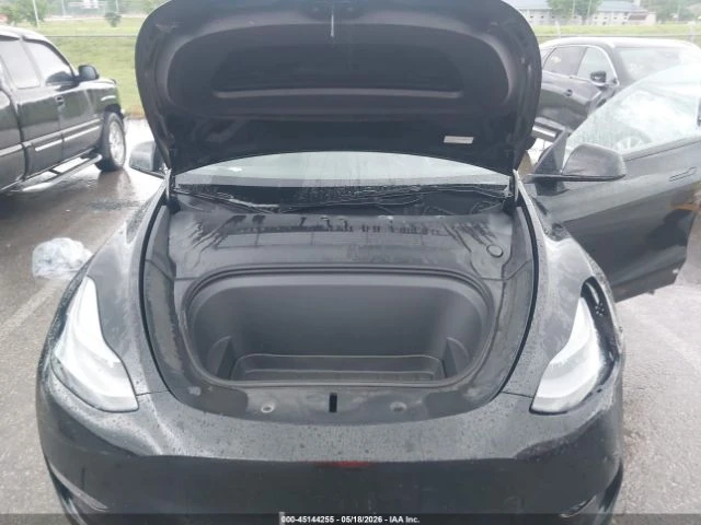 Tesla Model Y LONG RANGE* DUAL MOTOR* КОЖА* ПОДГРЕВ* ПАНОРАМА* , снимка 9 - Автомобили и джипове - 55433965