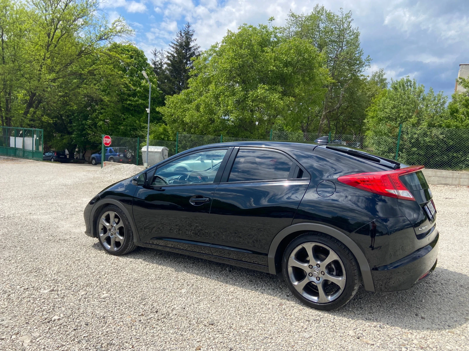 Honda Civic 1.8 СПОРТ Автомат Швейцария Топ Като Нова - изображение 9