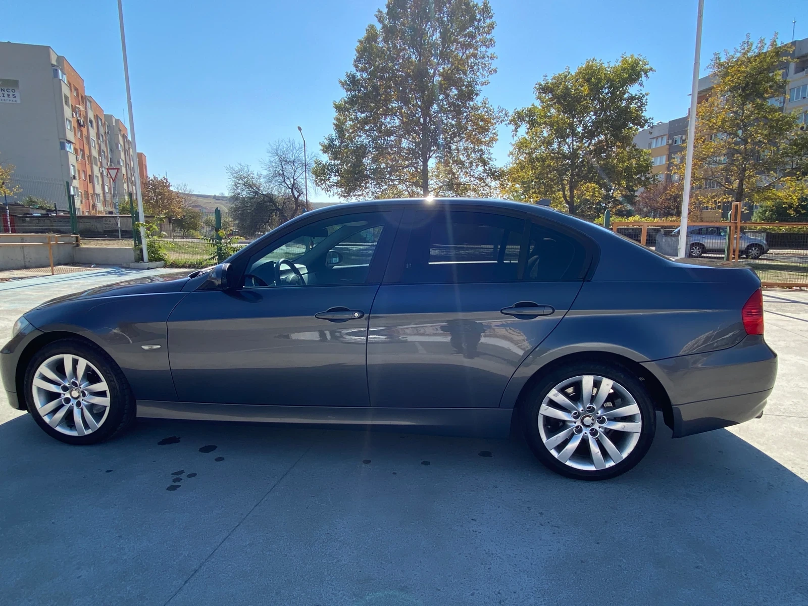 BMW 320 BMW 320d 2008г. 177кс. Автоматик - изображение 6