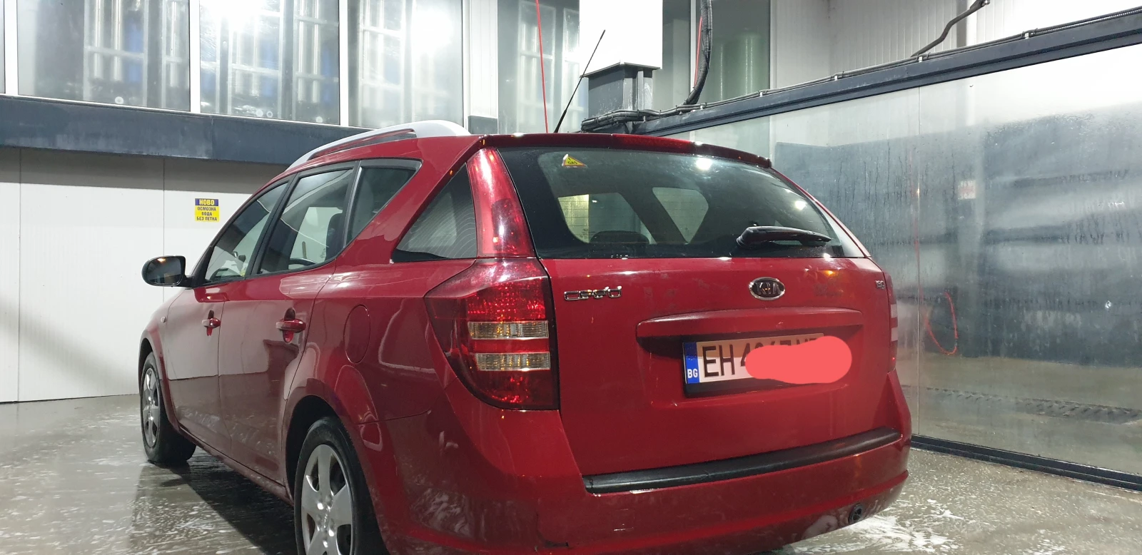 Kia Ceed 1.4 16V 99 к.с. - изображение 8