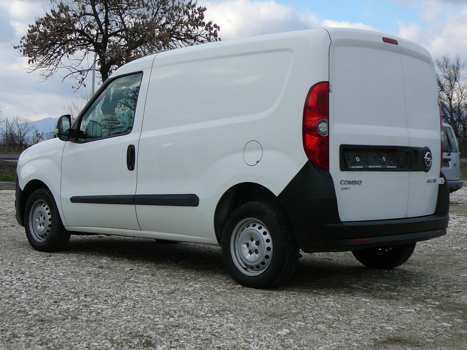 Opel Combo 1.3jtd климатик - изображение 3