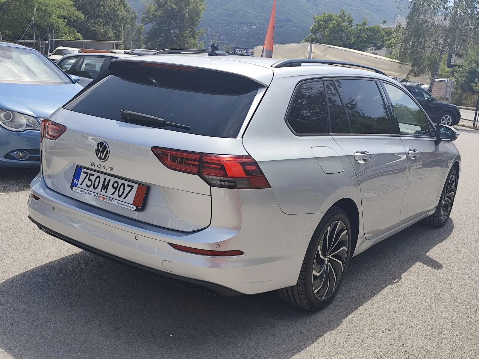 VW Golf 8* 2.0TDi* DSG* DISTRONIC* VIRTUAL* CARPLAY* LED*  - изображение 3