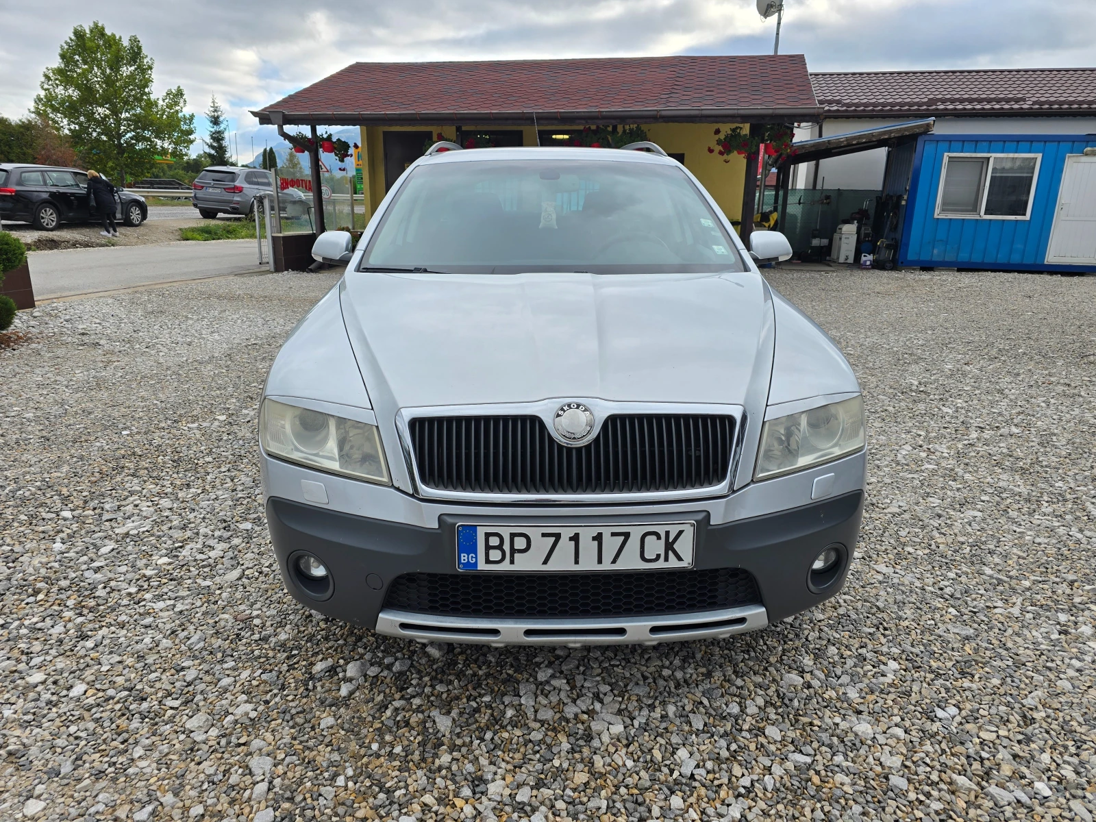 Skoda Octavia 2.0TDI 140кс SCOUT - изображение 8