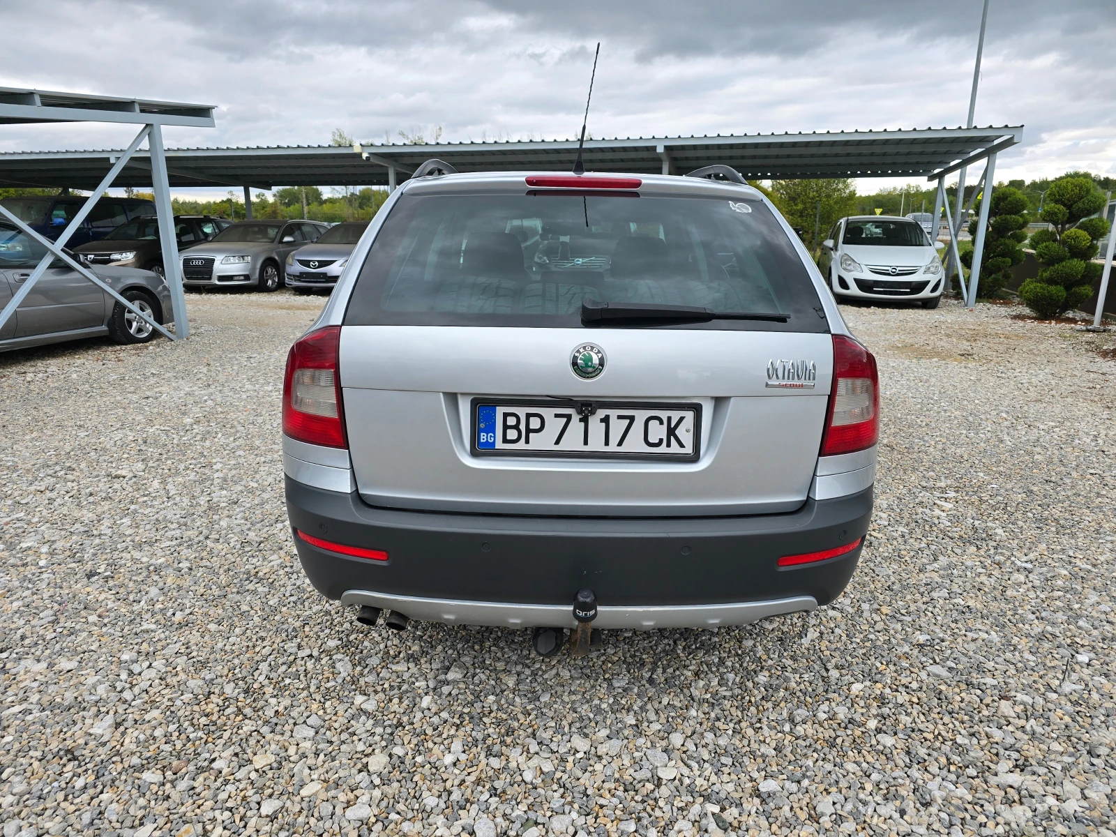 Skoda Octavia 2.0TDI 140кс SCOUT - изображение 4