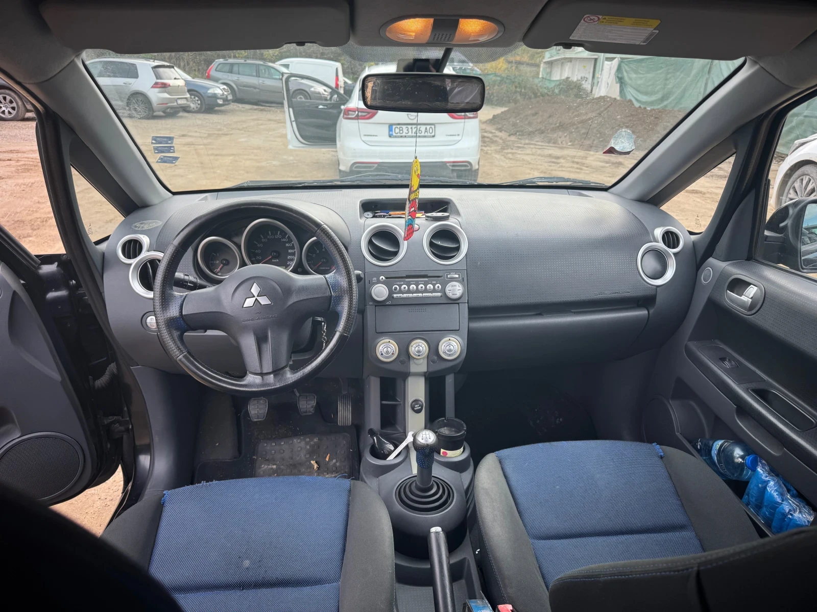 Mitsubishi Colt  - изображение 9