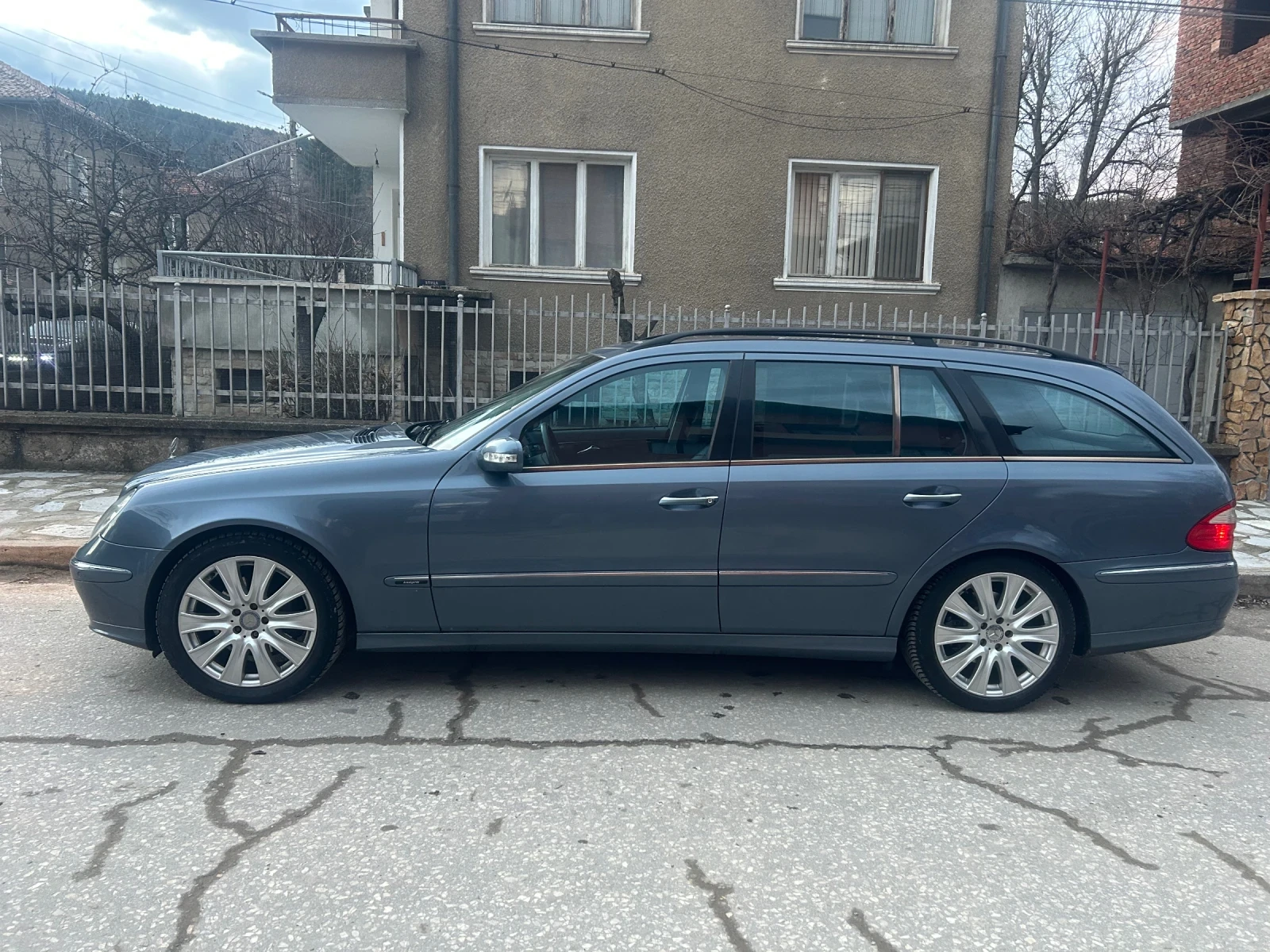 Mercedes-Benz E 320 CDI/������ 6/Harman Kardon | Mobile.bg � ����������� 4