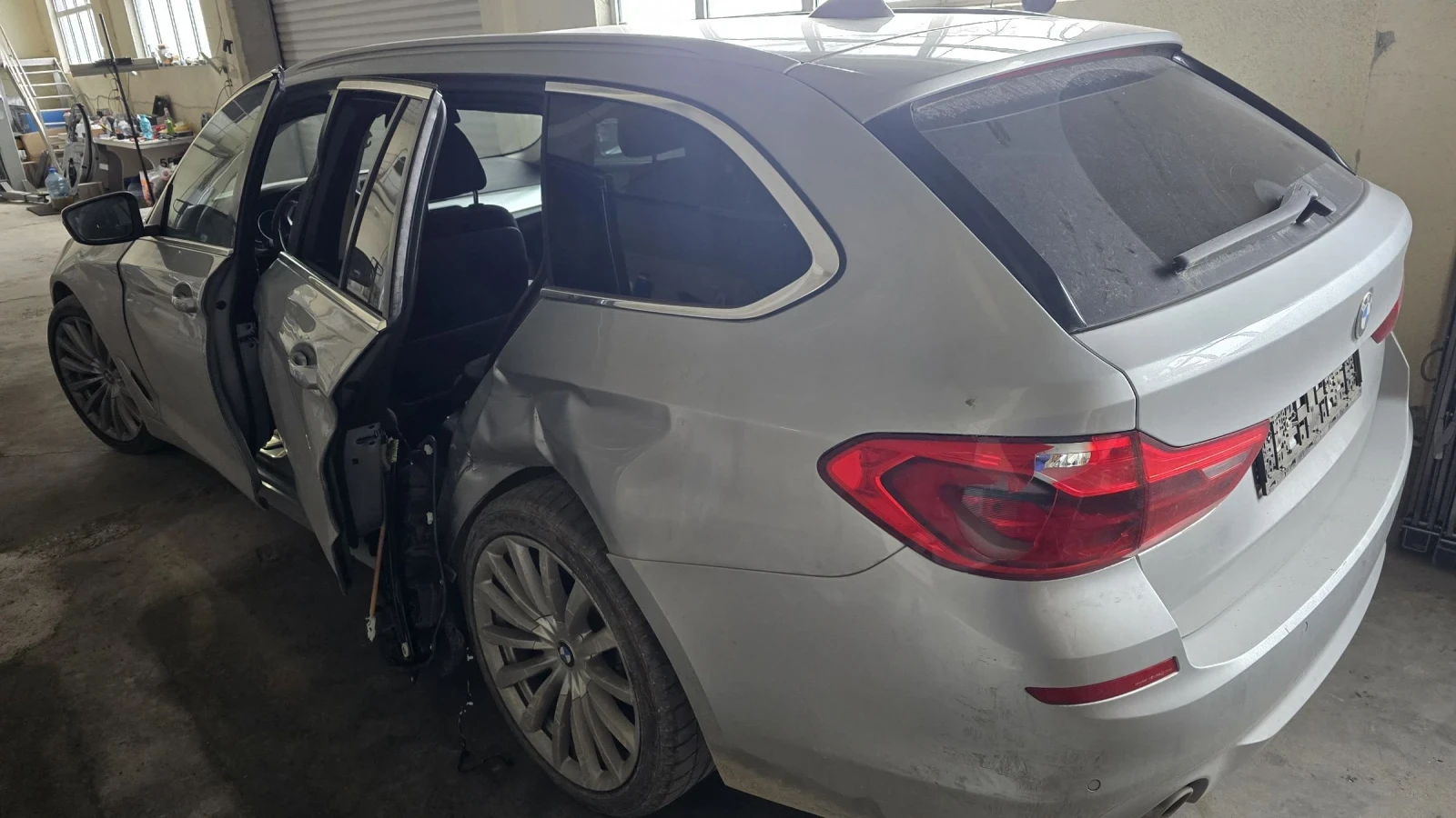 BMW 520  - изображение 5