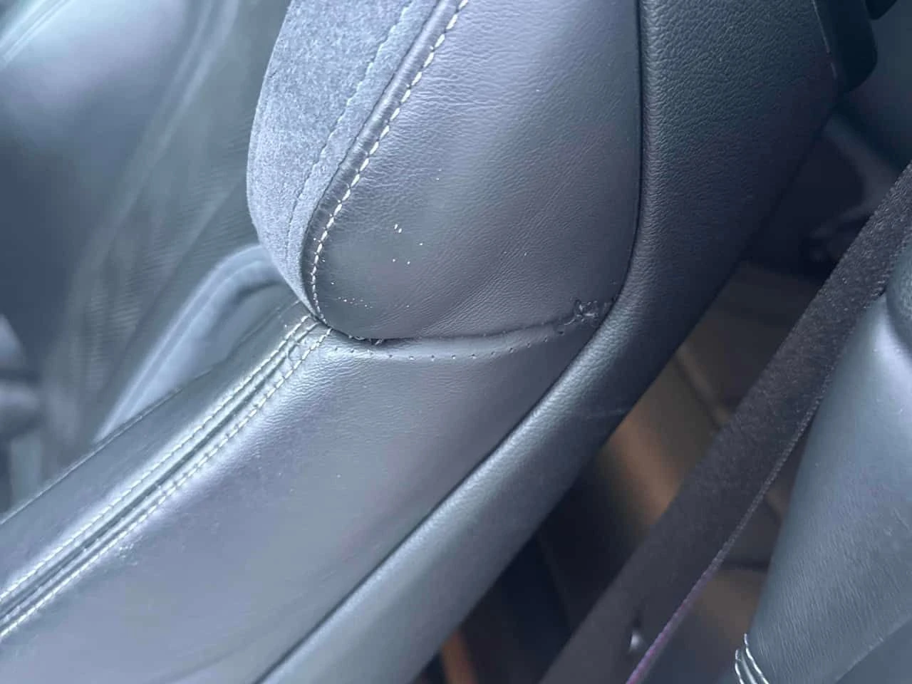 BMW M4  Competition xDrive | NARDO GREY | CARFAX - изображение 10