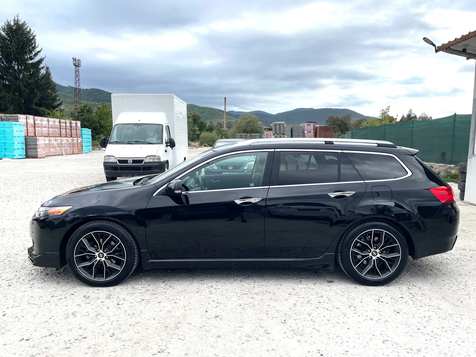 Honda Accord Tourer 2.2 i-DTEC 150к.с. Type S, снимка 7 - Автомобили и джипове - 53774520