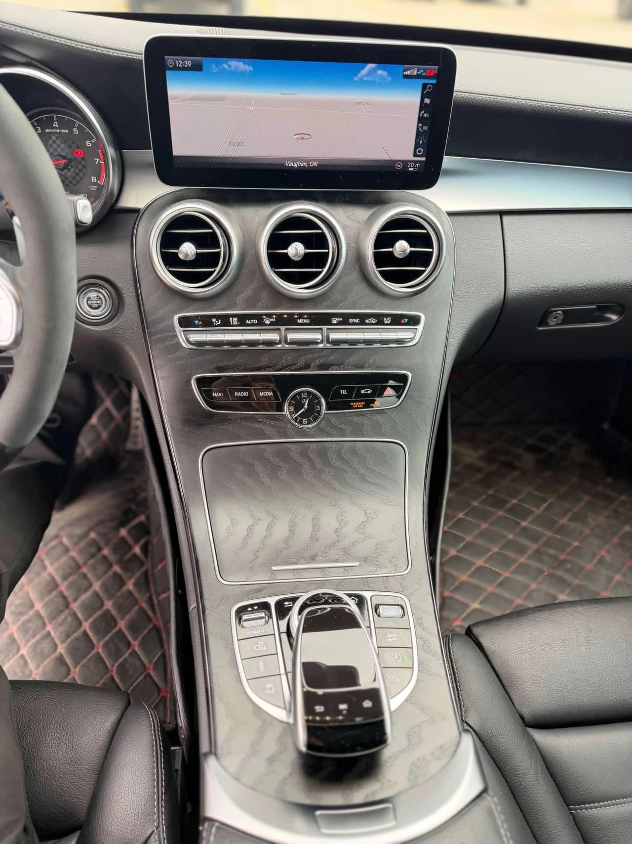 Mercedes-Benz C 43 AMG CARFAX/360/PANO/ПОДГРЕВИ, снимка 11 - Автомобили и джипове - 53821389