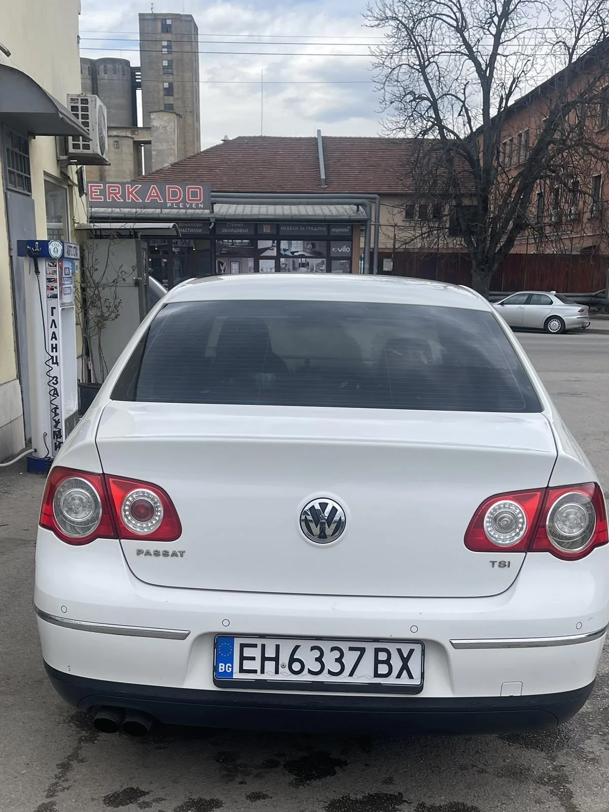 VW Passat, снимка 2 - Автомобили и джипове - 54006638