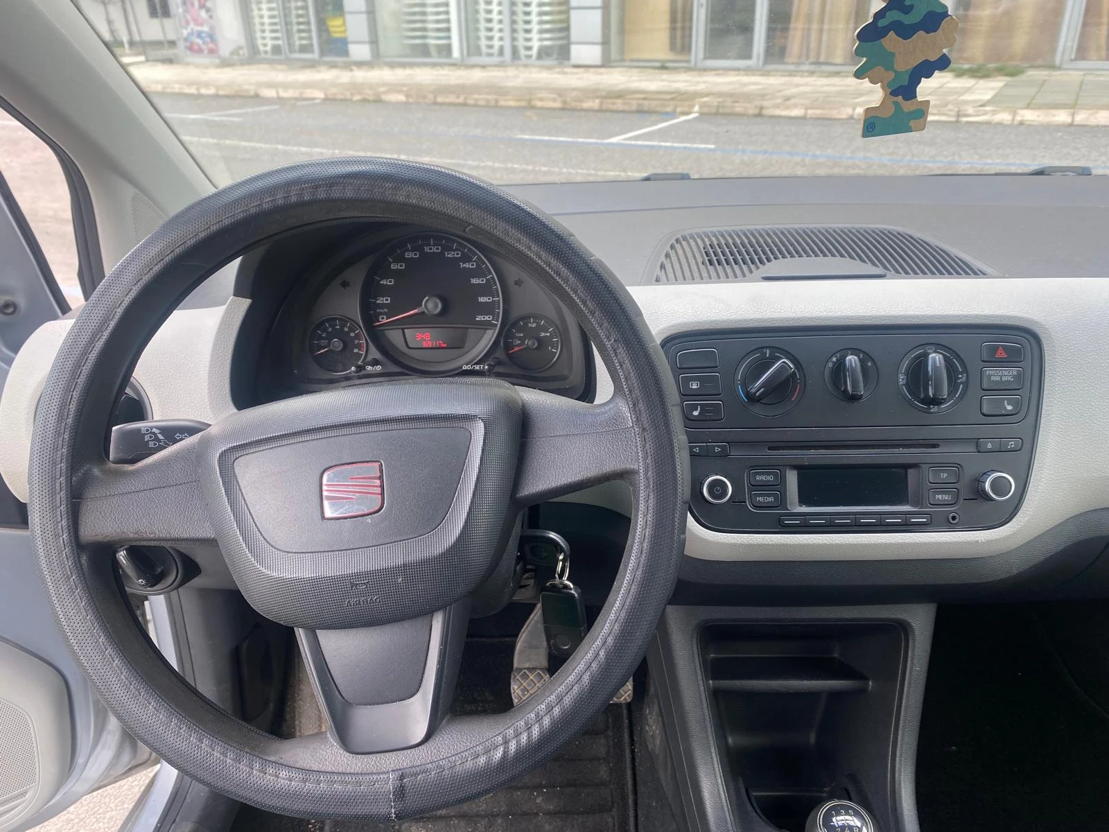 Seat Mii, снимка 9 - Автомобили и джипове - 54016999