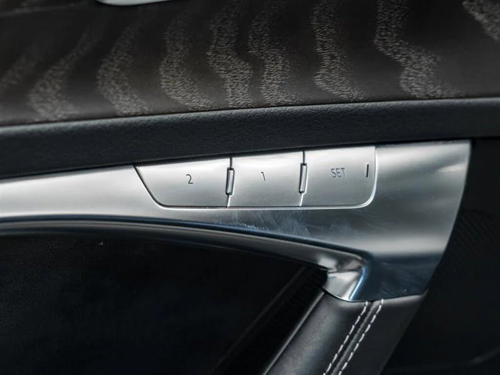 Audi A7 DIGITAL* 360 CAM* B&O* ПАМЕТ* ПАНО* 4 ПОДГРЕВА* , снимка 13 - Автомобили и джипове - 54324072