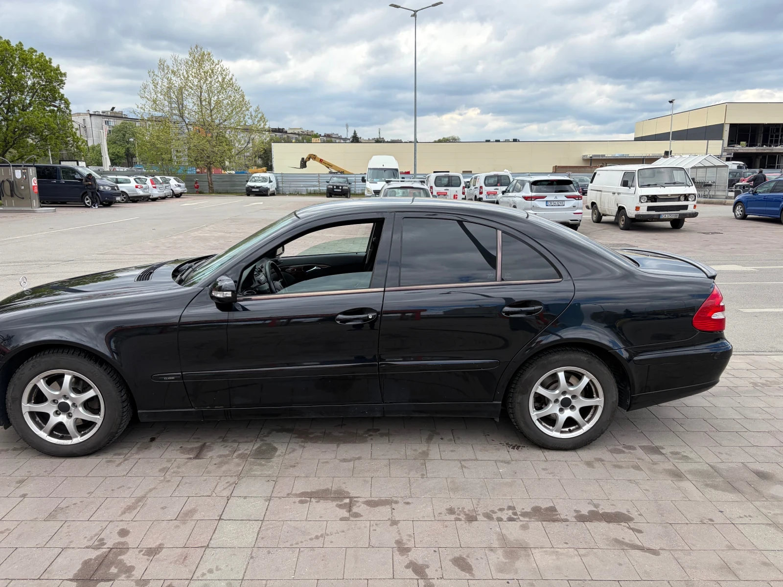 Mercedes-Benz E 200 Kompressor, снимка 3 - Автомобили и джипове - 54379855