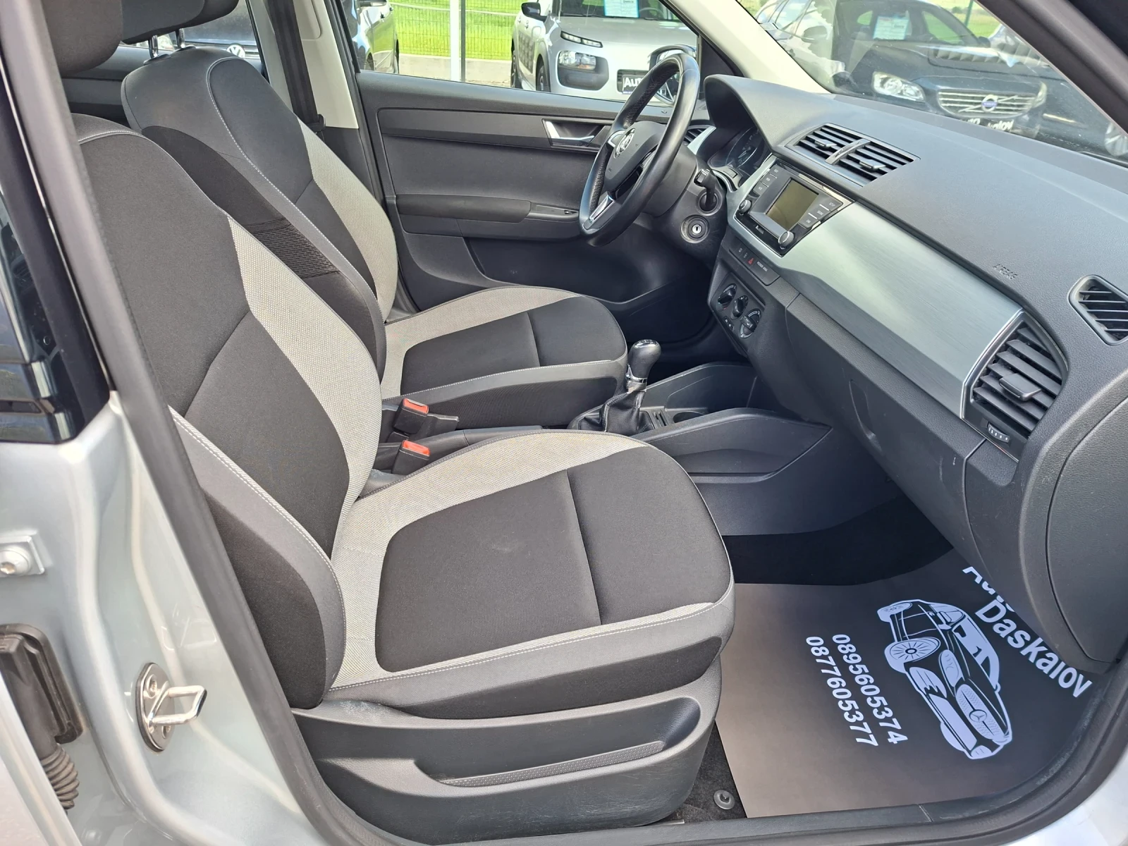 Skoda Fabia 1, 0 mpi, снимка 16 - Автомобили и джипове - 54388039