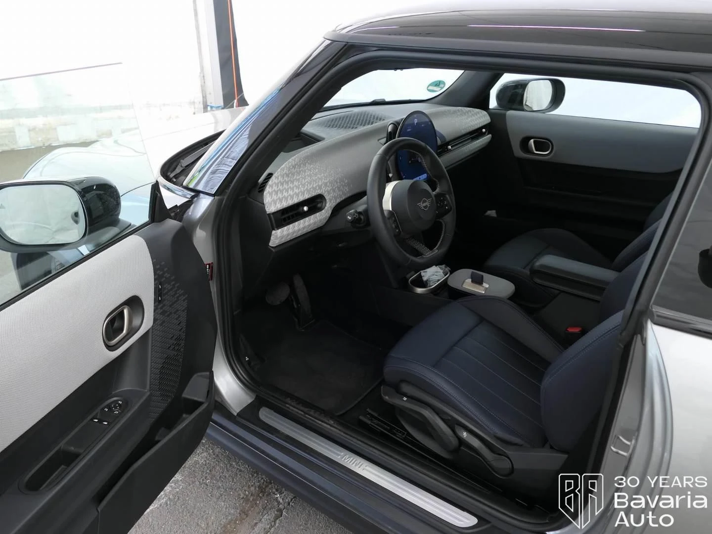 Mini Cooper C Steptronic, снимка 5 - Автомобили и джипове - 54429397