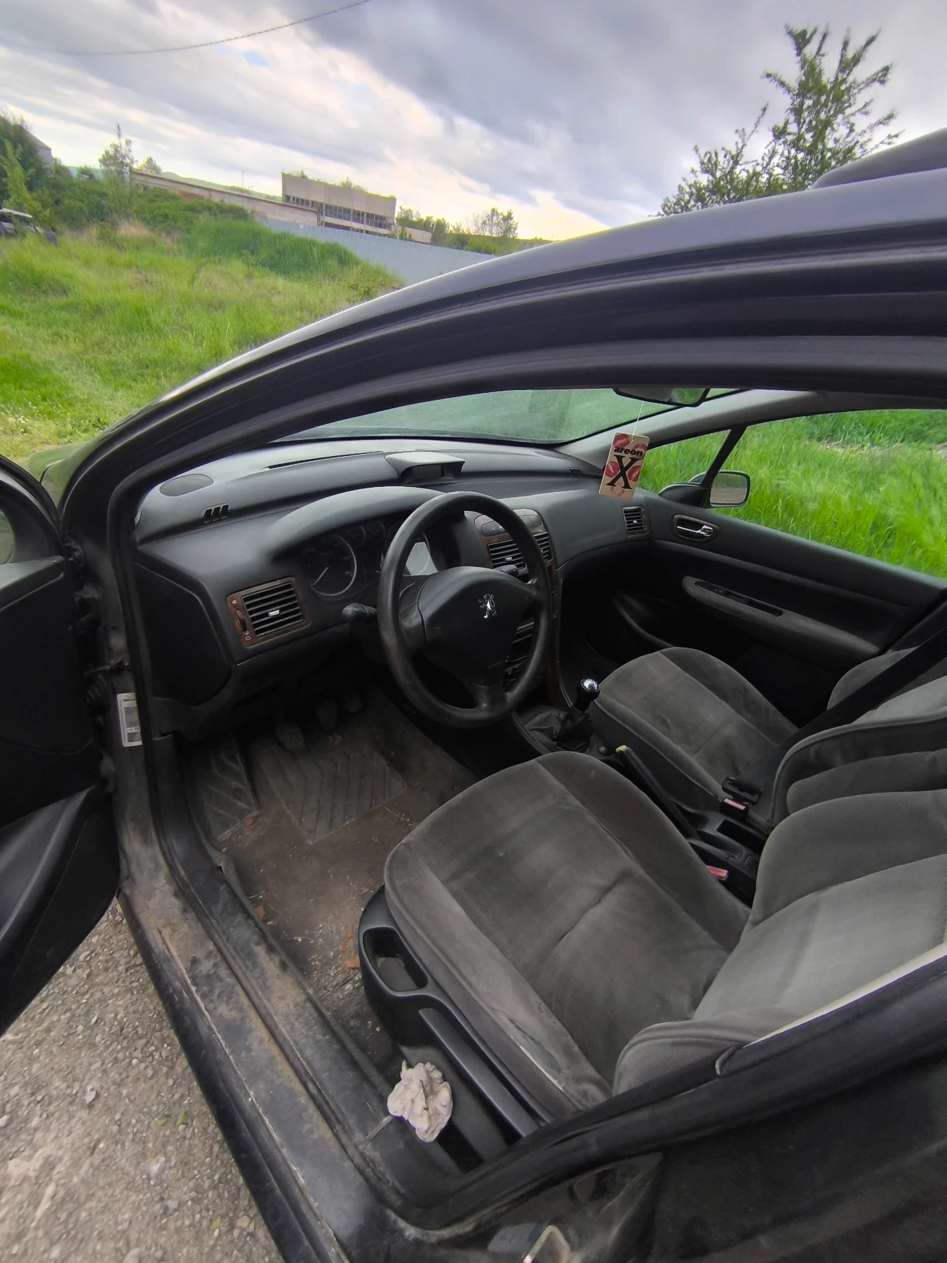 Peugeot 307 2.OHdi на Части , снимка 5 - Автомобили и джипове - 54543045