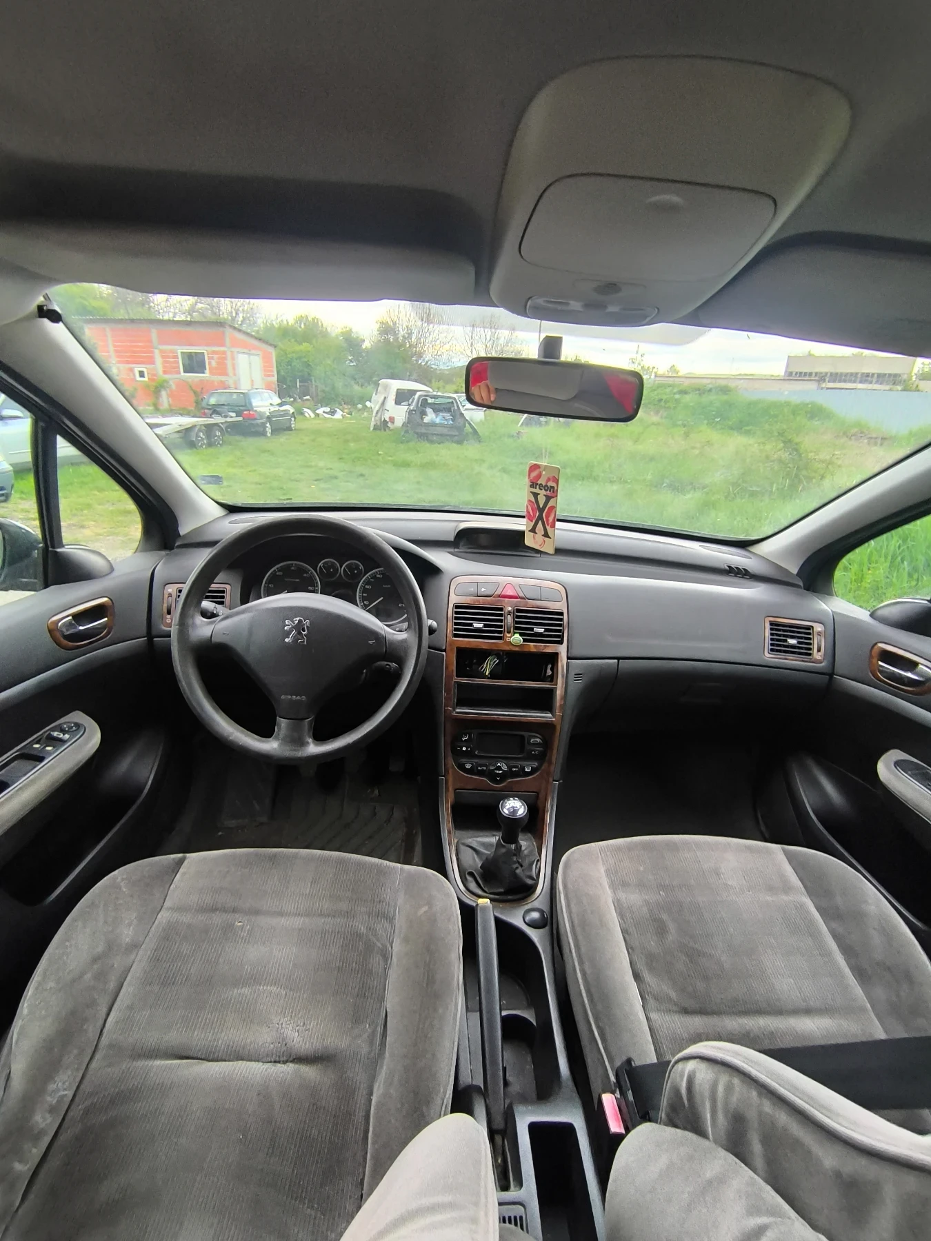 Peugeot 307 2.OHdi на Части , снимка 7 - Автомобили и джипове - 54543045