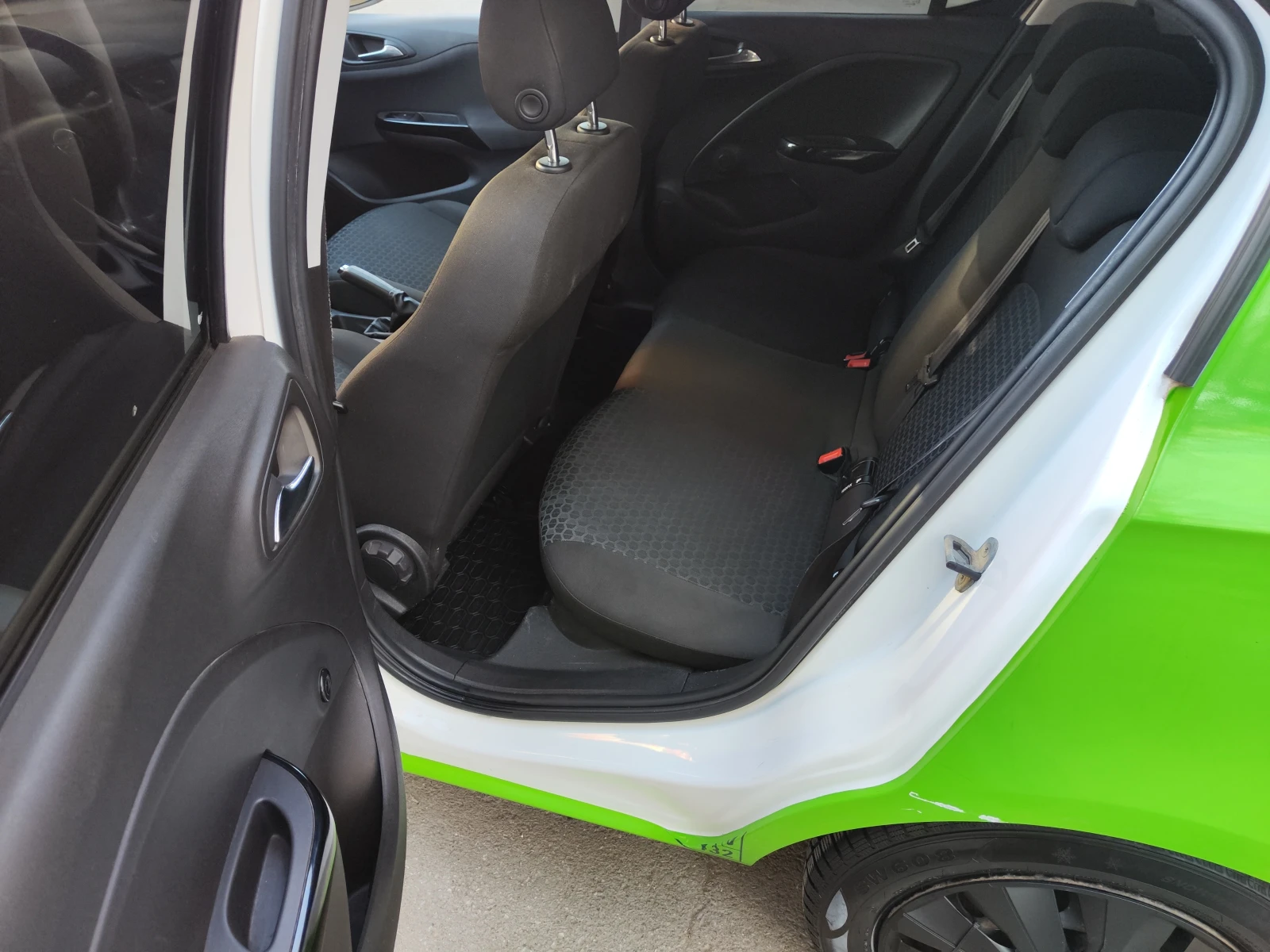 Opel Corsa 1.3CDTi, снимка 6 - Автомобили и джипове - 54652415