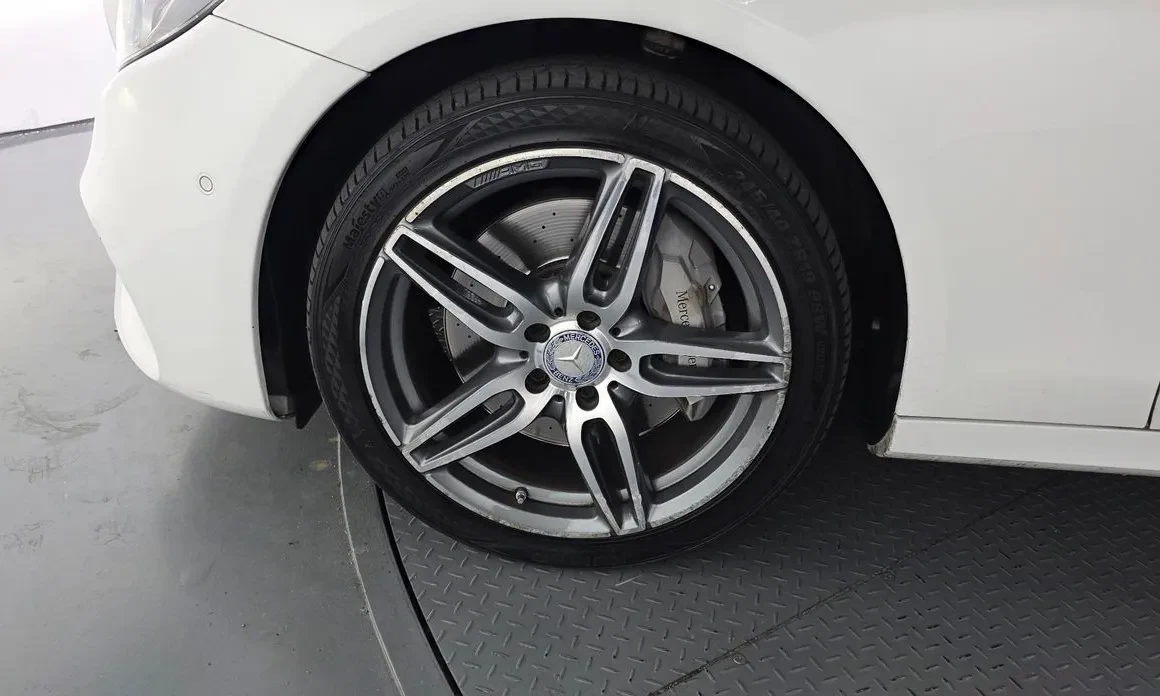 Mercedes-Benz E 350 AMG* 360* ПОДГРЕВ* ШИБЕДАХ* ЛИЗИНГ, снимка 3 - Автомобили и джипове - 54699024