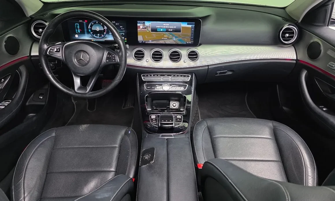 Mercedes-Benz E 350 AMG* 360* ПОДГРЕВ* ШИБЕДАХ* ЛИЗИНГ, снимка 5 - Автомобили и джипове - 54699024