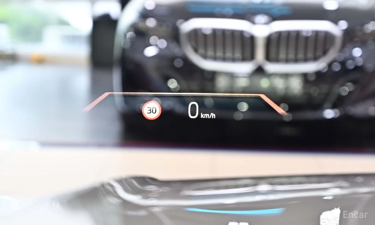 BMW 340 i DISTRONIC* HARMAN KARDON* HEAD-UP* 360 CAM* , снимка 10 - Автомобили и джипове - 55072330
