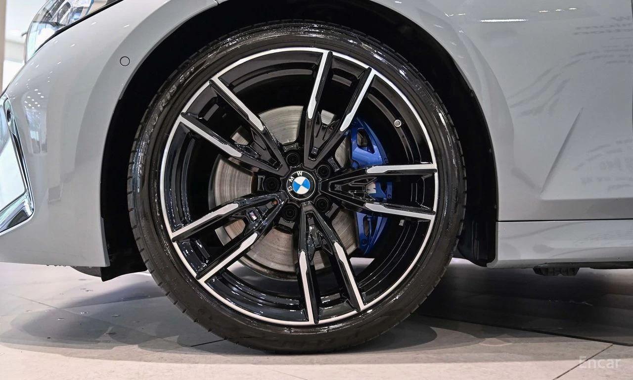 BMW 340 i DISTRONIC* HARMAN KARDON* HEAD-UP* 360 CAM* , снимка 5 - Автомобили и джипове - 55072330