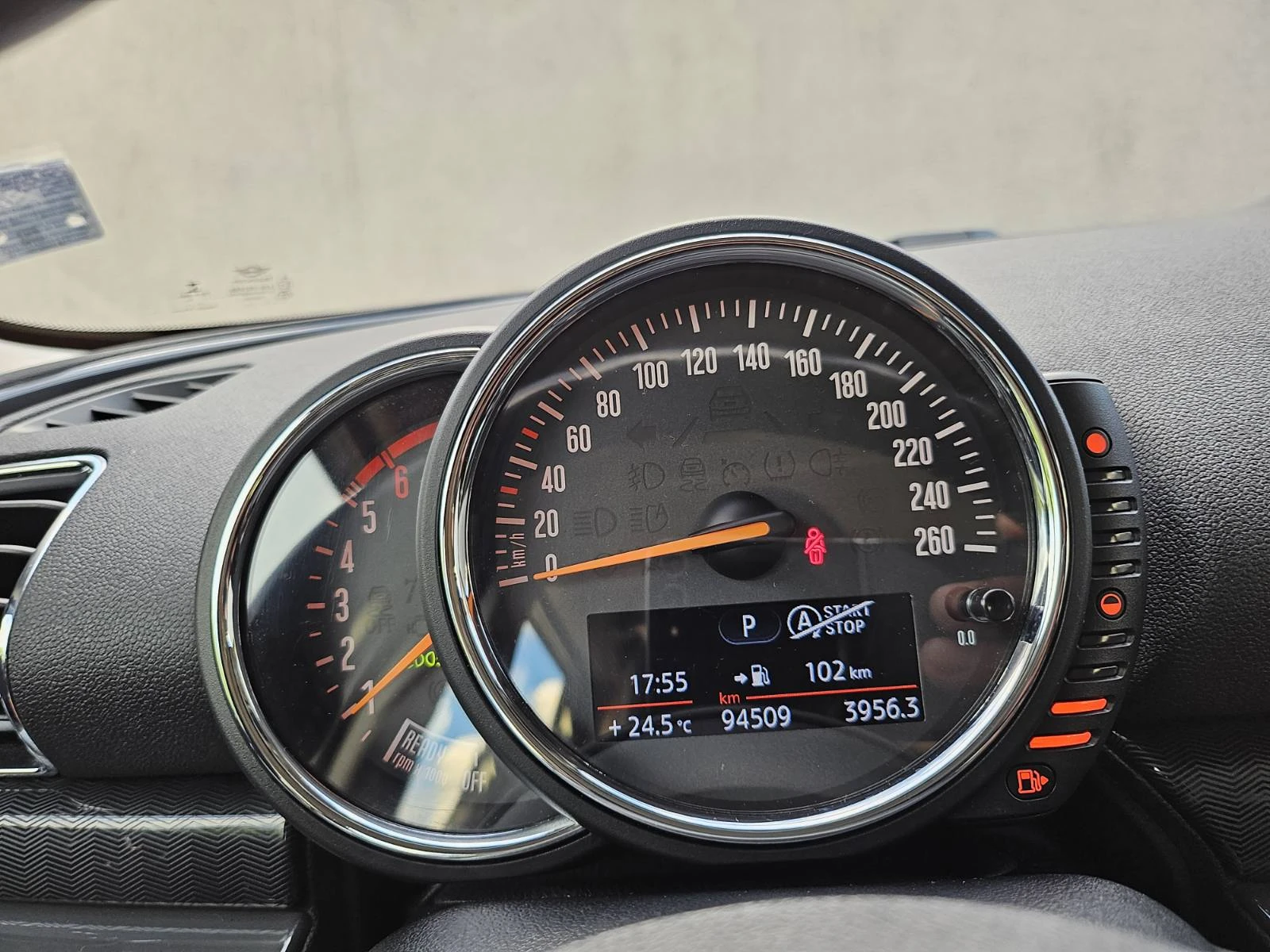 Mini Clubman COOPER D, снимка 13 - Автомобили и джипове - 55234194