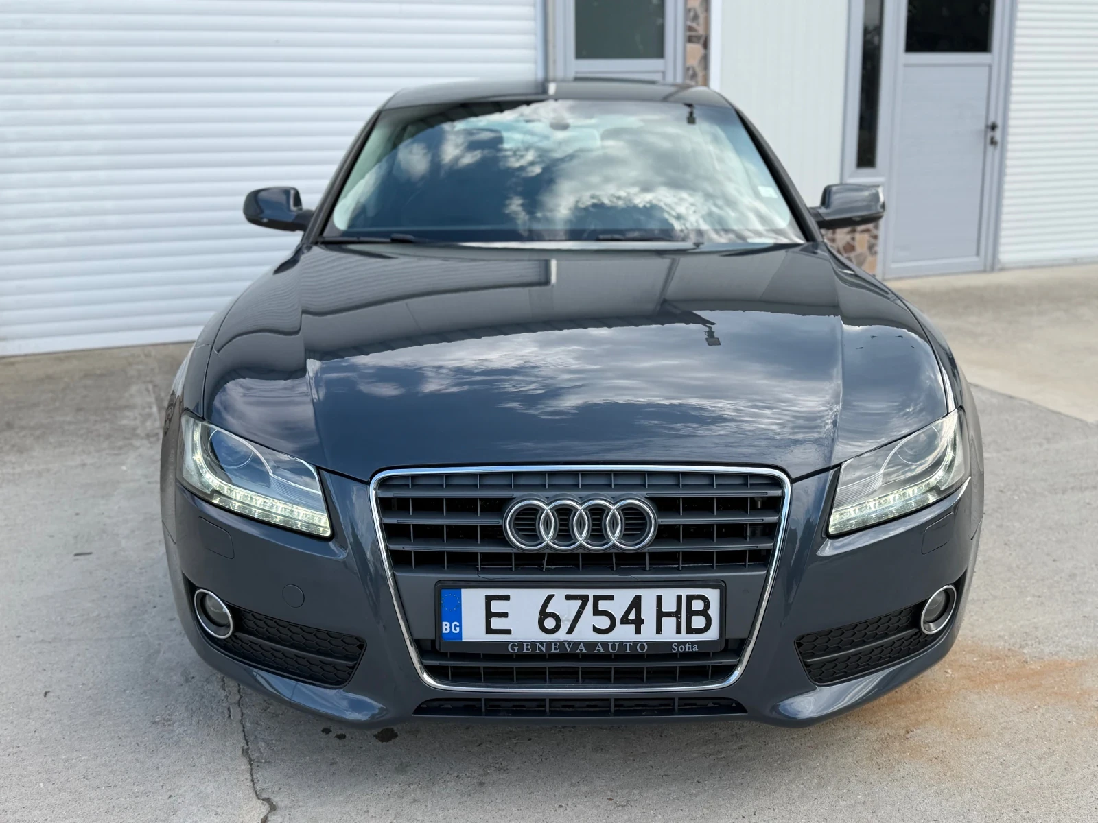 Audi A5 2.0TFSI, снимка 2 - Автомобили и джипове - 55392567