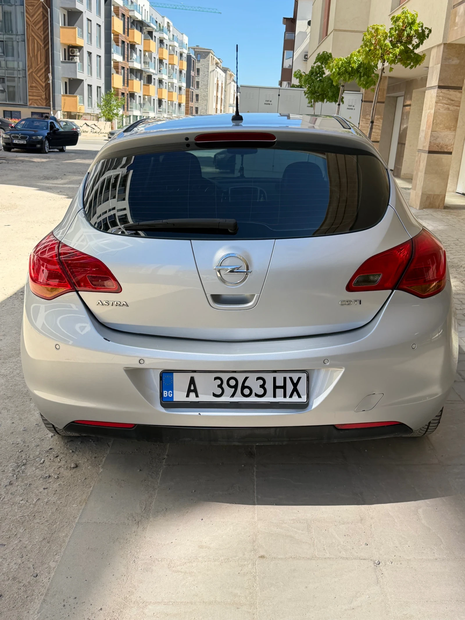 Opel Astra, снимка 5 - Автомобили и джипове - 55780392