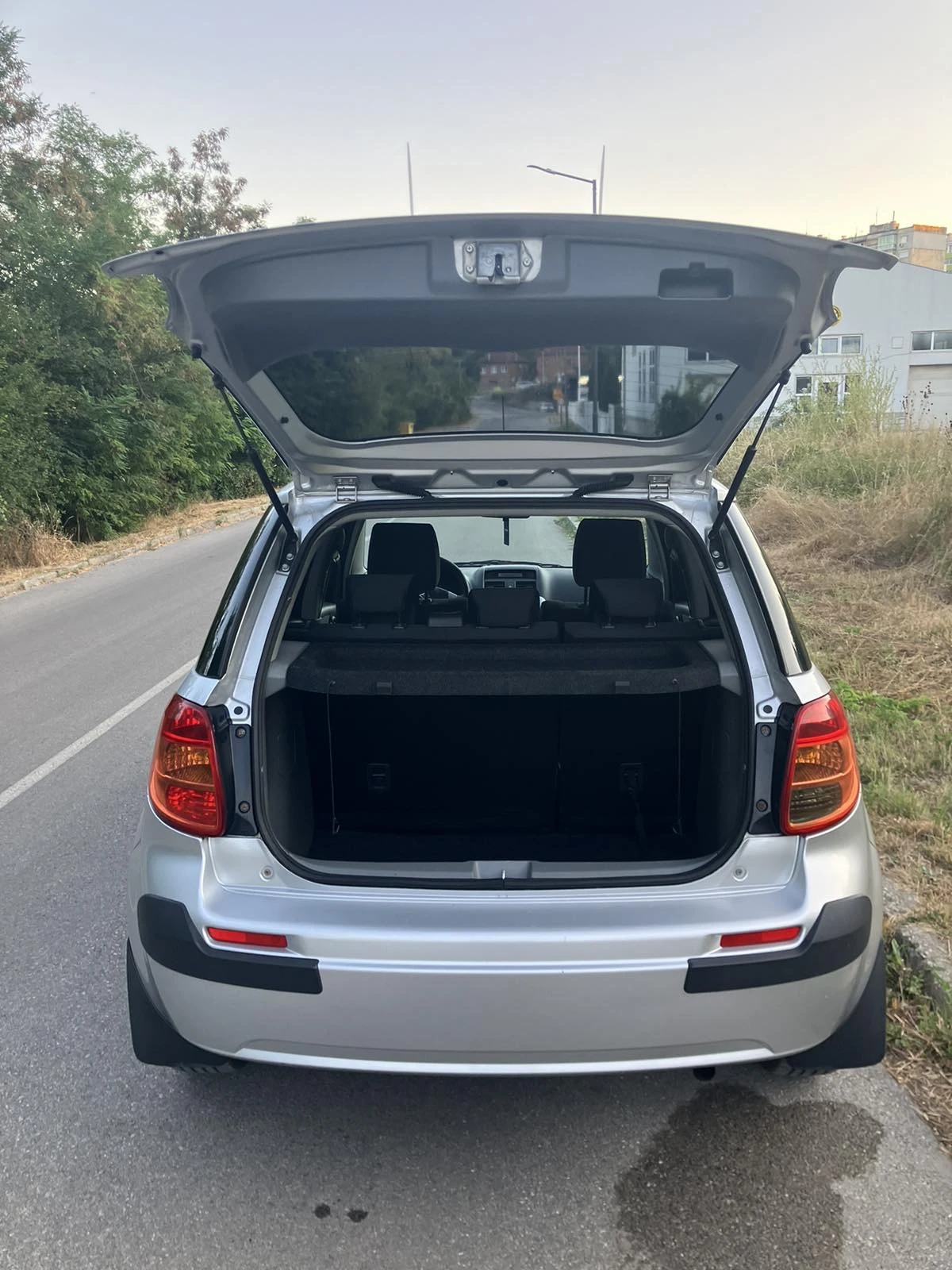 Suzuki SX4 1.6, снимка 4 - Автомобили и джипове - 55848136