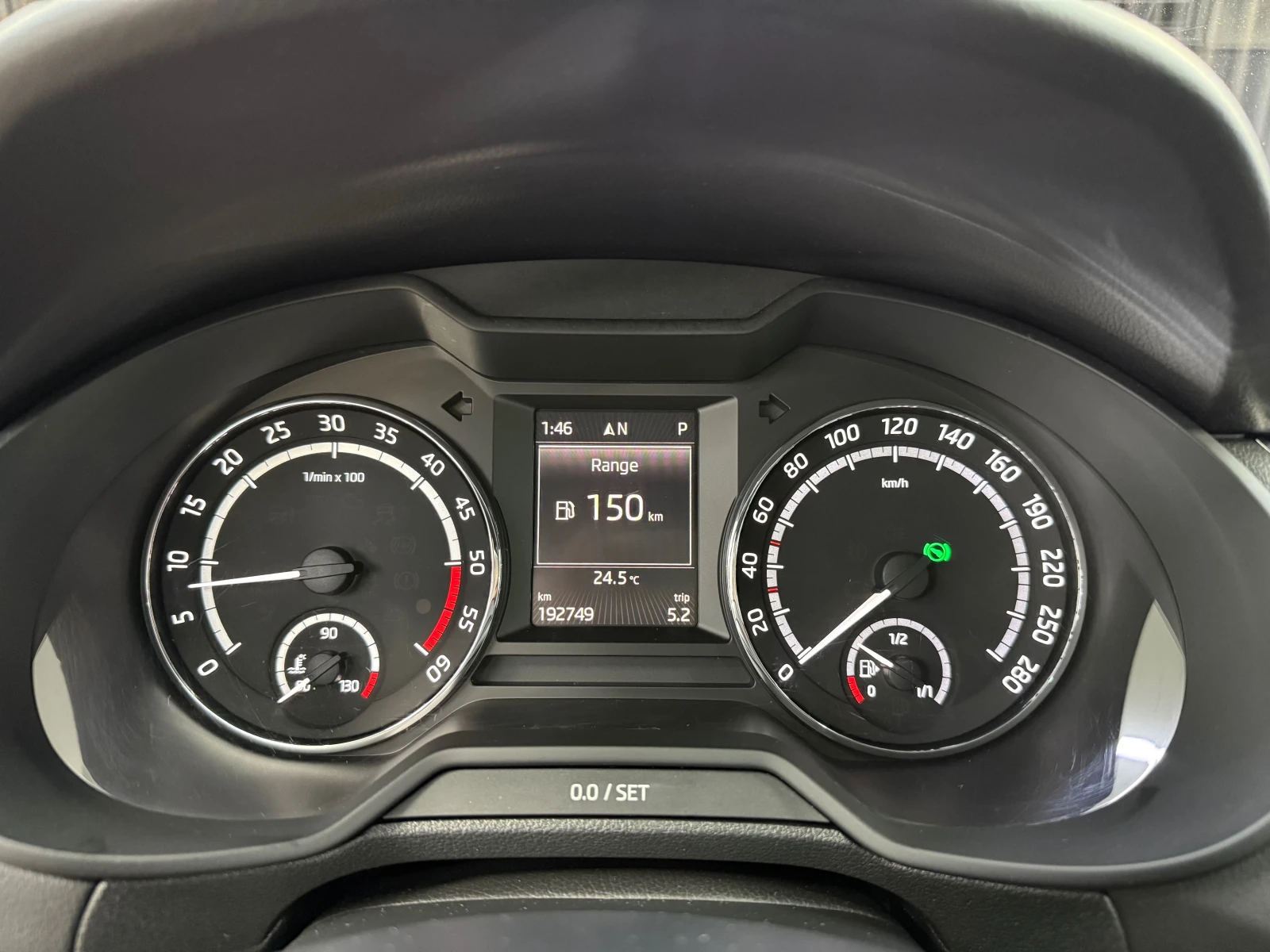 Skoda Octavia 2.0TDI VRS SWISS, снимка 12 - Автомобили и джипове - 55942908