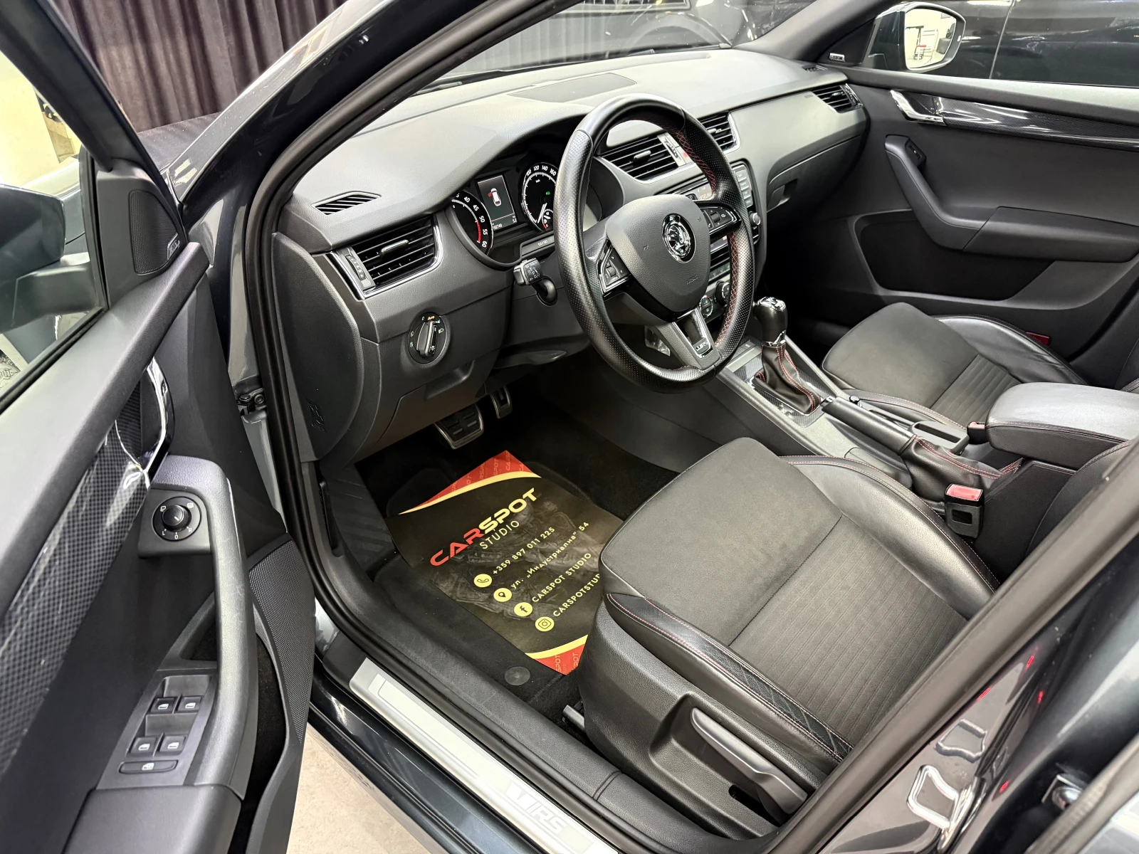Skoda Octavia 2.0TDI VRS SWISS, снимка 5 - Автомобили и джипове - 55942908