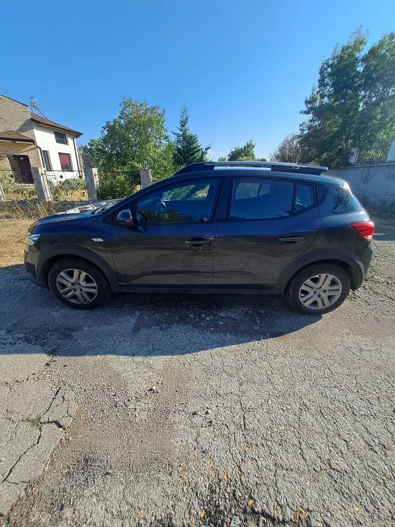 Dacia Sandero 1.0 ГАРАНЦИЯ, снимка 3 - Автомобили и джипове - 56064421