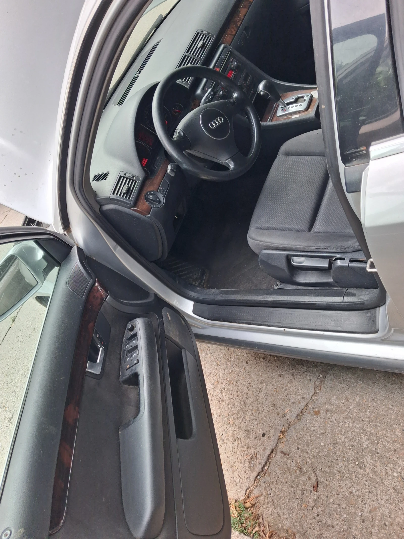 Audi A4 1, 9TDI 131К.С Автоматик, снимка 11 - Автомобили и джипове - 56261812
