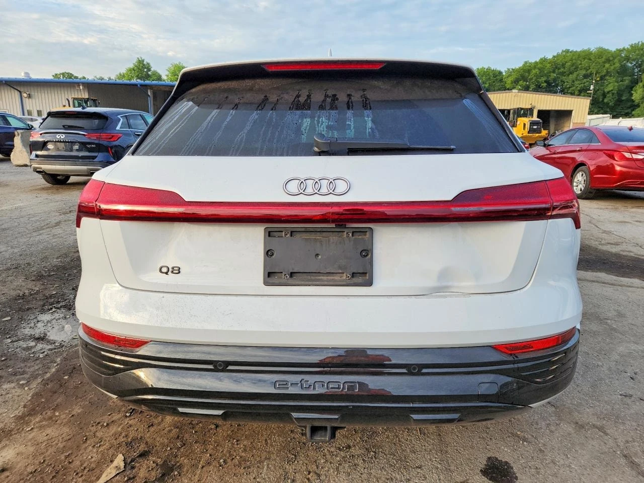 Audi Q8 E-�RON quattro Premium * CARFAX * A��������� | Mobile.bg � ����������� 6
