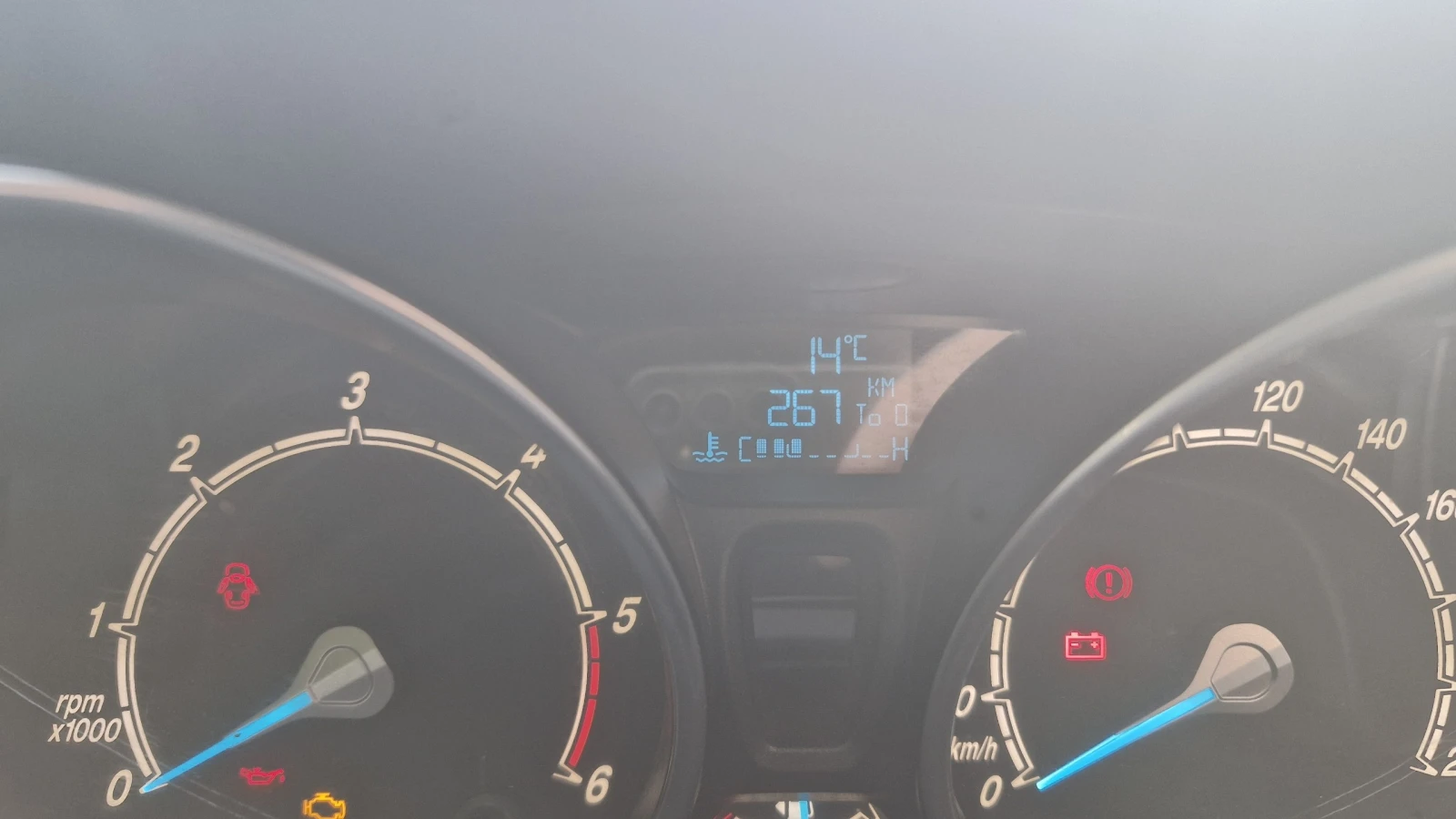 Ford Fiesta, снимка 4 - Автомобили и джипове - 56594938