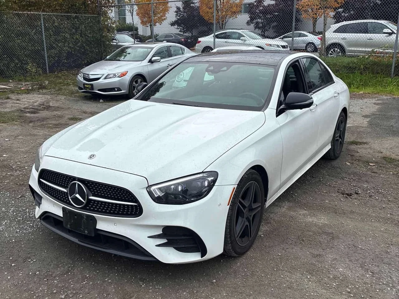 Mercedes-Benz E 350 4MATIC | CARFAX | АВТОФИНАНСИРАНЕ