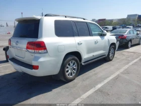 Toyota Land cruiser * LED* ПАНО* KEYLESS* Camera* ПОДГРЕВ* , снимка 4