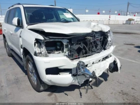 Toyota Land cruiser * LED* ПАНО* KEYLESS* Camera* ПОДГРЕВ* , снимка 15