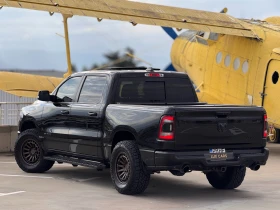     Dodge RAM 1500 - HEMI 5.7 - SPORT - NAVI - PANORAMA - 4x4 -