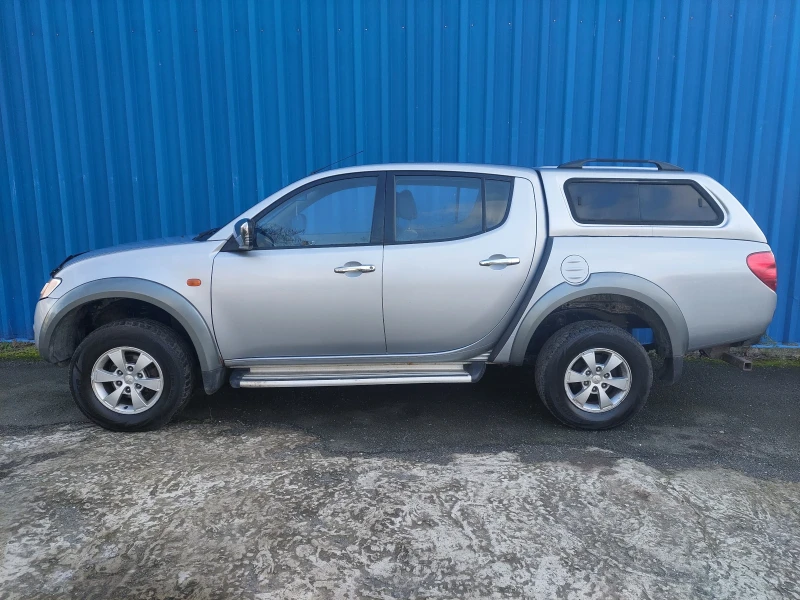 Mitsubishi L200 2.5, снимка 2 - Автомобили и джипове - 48773550