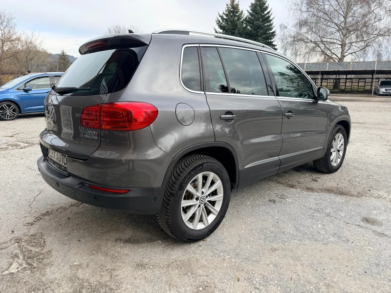 VW Tiguan 2.0TDI/Face/Панорама/6 скорости/ЛИЗИНГ, снимка 5 - Автомобили и джипове - 52639400