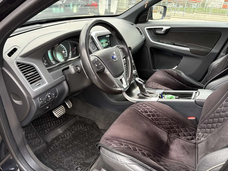 Volvo XC60 R Design, снимка 10 - Автомобили и джипове - 52788522